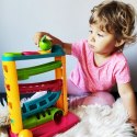 Zabawka edukacyjna zjeżdżalnia z piłeczkami i młotkiem Smily Play (SP82932)